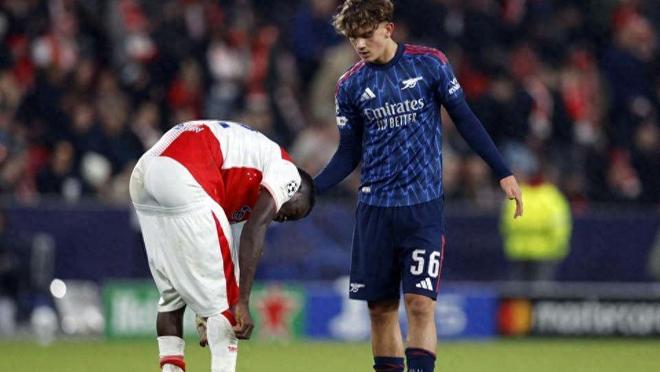 15岁就踢欧冠，阿森纳新星创造欧冠历史