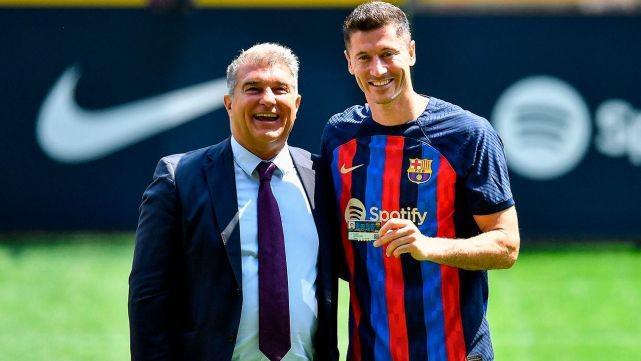 每体：巴萨两个月前还拖欠拜仁1060万莱万转会费，现已结清