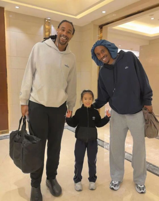 廣東一夜3消息！薩林傑正式到隊，杜鋒徐昕和好，新雙外首次合訓