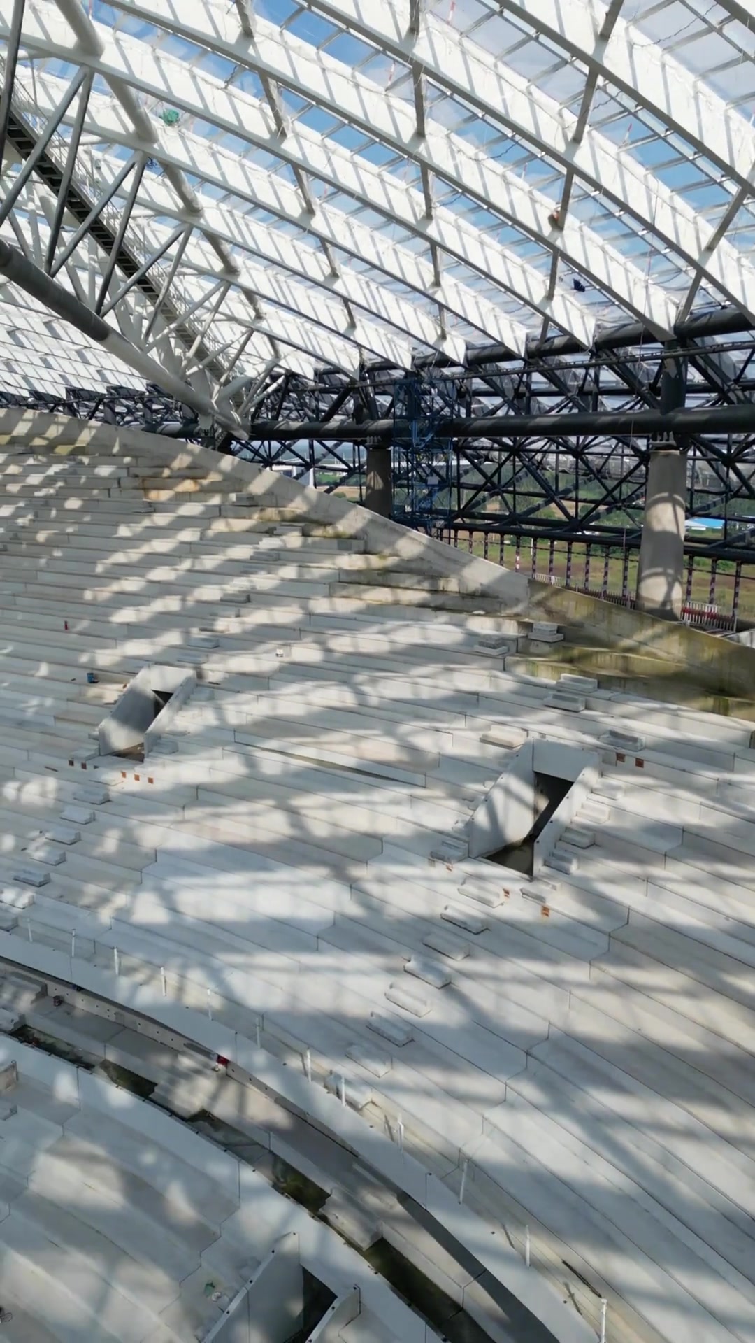 泰山未来6万人专业足