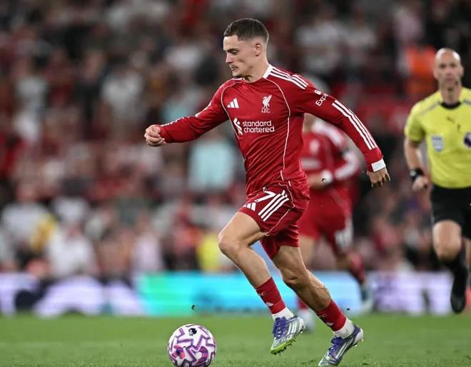 维尔茨父亲：我儿子在经历正常的适应过程，他已经融入利物浦