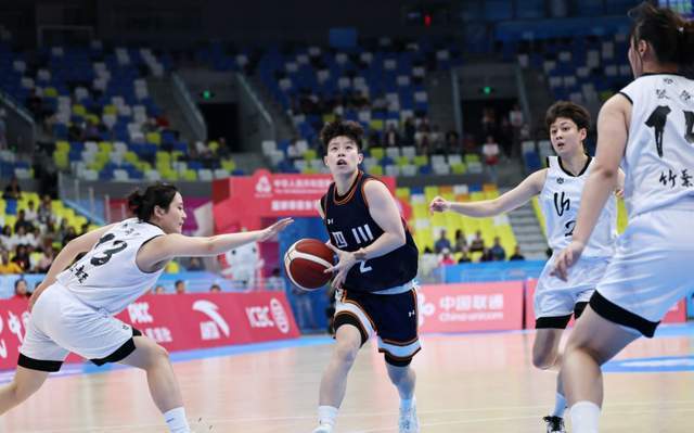 李緣去哪兒打球？答案終於來瞭，仍不回山東，聯手李夢再沖總冠軍